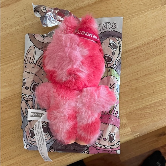 Pink Labubu - Picture 2 of 3